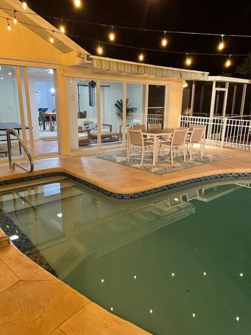 House W/ Heated Pool In Naples 5 Min To Beach Zewnętrze zdjęcie
